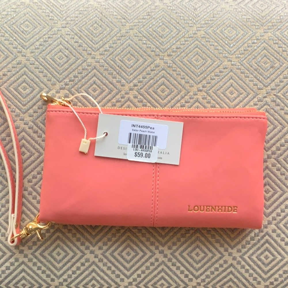 CORAL WRISTLET NWT 60.00 LOUENDHIDE STRAP REMOVABLE BECOMES WALLET Mother’s Day